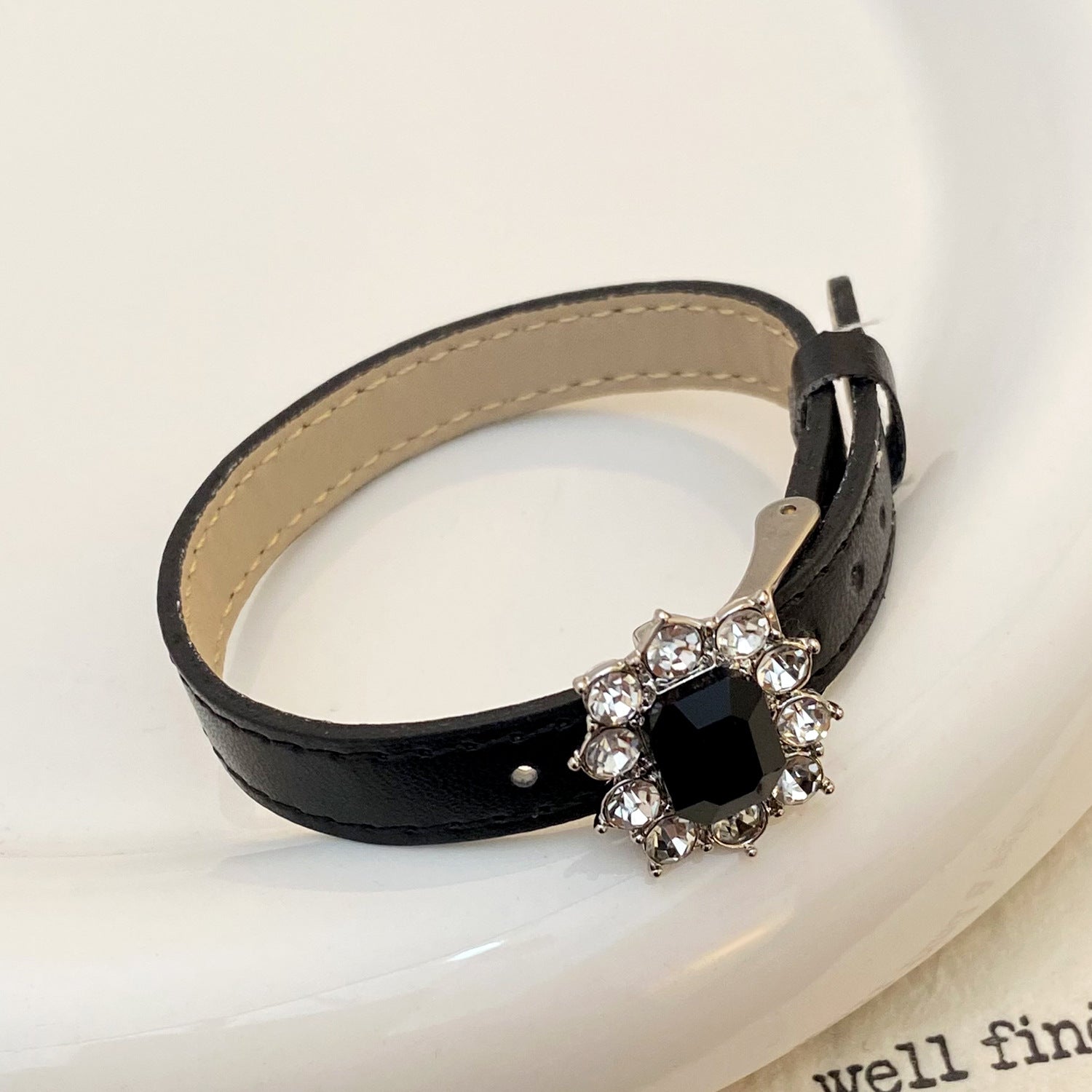 Wholesale women' s belt buckle zircon alloy bracelet